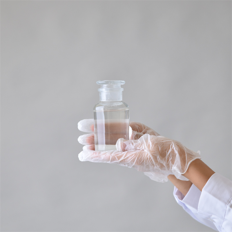 Oktyl-4-methoxycinnamát CAS 5466-77-3